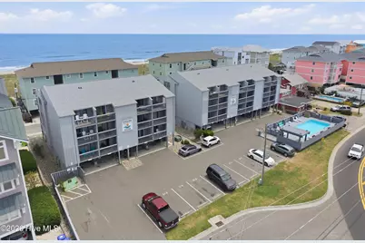 404 Carolina Beach Avenue S #B12, Carolina Beach, NC 28428 - Photo 14