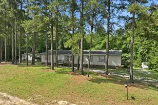 310 Maysville Ln, Tar Heel, NC 28392 - Photo 2