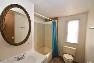 1411 Diamond Ln, Greenville, NC 27834 - Photo 10