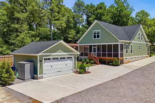 460 N May St, Southern Pines, NC 28387 - Photo 4