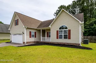 111 Croatan Woods Dr, New Bern, NC 28562 - Photo 6