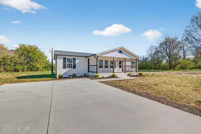 335 Myrtle Road, Selma, NC 27576 - Photo 2