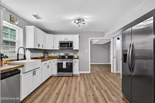 432 Regalwood Dr, Jacksonville, NC 28546 - Photo 2