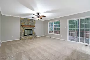 102 Huntington Ct, Jacksonville, NC 28540 - Photo 8