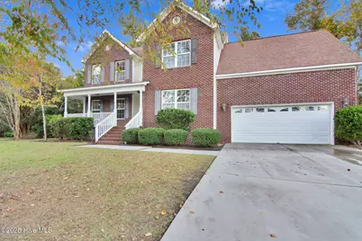 102 Huntington Court, Jacksonville, NC 28540 - Photo 2