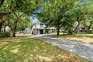 205 Mercer St, Oak Island, NC 28465 - Photo 2