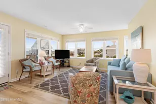 512 Ocean Dr, Emerald Isle, NC 28594 - Photo 8