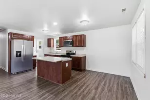 501 Henderson Dr, Jacksonville, NC 28540 - Photo 14