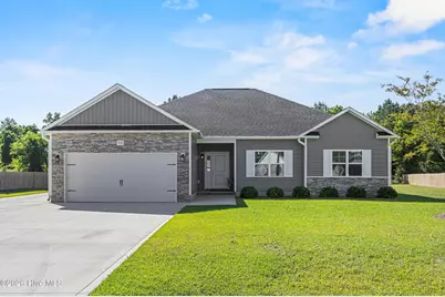 513 Orchard Creek Drive, Beulaville, NC 28518 - Photo 1