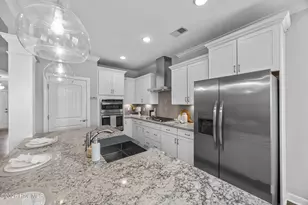 8916 Cobble Ridge Dr, Wilmington, NC 28411 - Photo 4