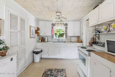 704 E Hamlet Avenue, Hamlet, NC 28345 - Photo 10