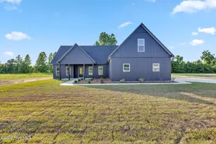407 Wade Dr, Richlands, NC 28574 - Photo 4
