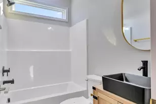 407 Wade Dr, Richlands, NC 28574 - Photo 22
