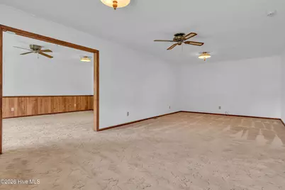 612 Parkertown Road, Hubert, NC 28539 - Photo 12
