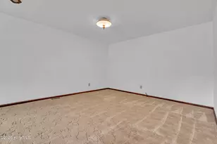 612 Parkertown Rd, Hubert, NC 28539 - Photo 18
