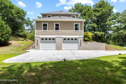 9804 Heath Place, Emerald Isle, NC 28594 - Photo 4