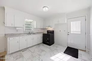 3236 Grainger Station Rd, Kinston, NC 28501 - Photo 8