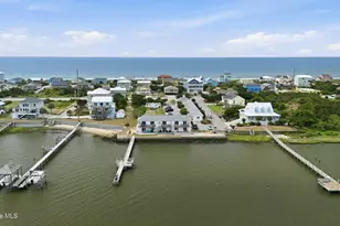 2306 Emerald Dr, Emerald Isle, NC 28594 - Photo 4