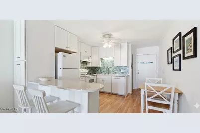 301 E Commerce Way Road #Sea Spray 358, Atlantic Beach, NC 28512 - Photo 4