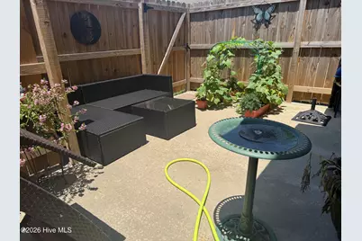 3820 E Vancroft Circle #I8, Winterville, NC 28590 - Photo 14