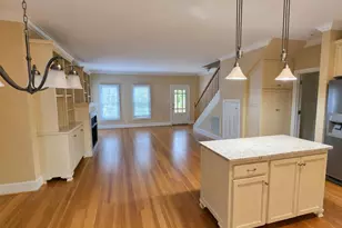 221 Pollock St, New Bern, NC 28560 - Photo 1