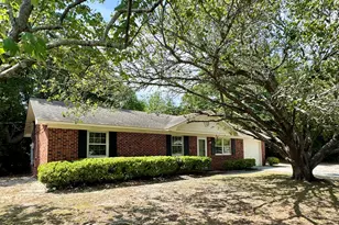 438 Sausalito Dr, Wilmington, NC 28412 - Photo 2