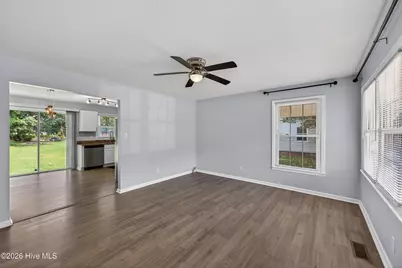 2527 Country Club Road, Jacksonville, NC 28546 - Photo 4