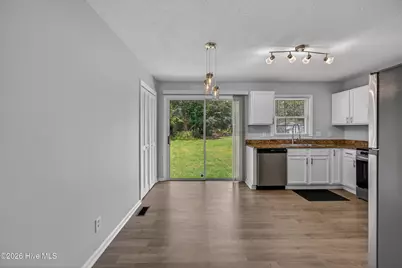 2527 Country Club Road, Jacksonville, NC 28546 - Photo 6
