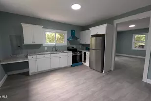 128 Dawkins St, Rockingham, NC 28379 - Photo 2