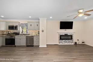 803 Maple St, Elizabeth City, NC 27909 - Photo 12