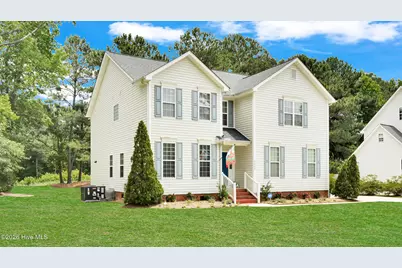 3605 E Baywood Lane E, Greenville, NC 27834 - Photo 2