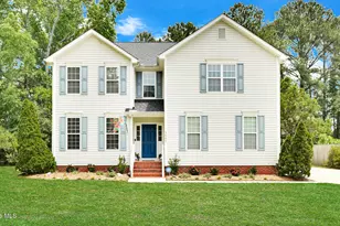 3605 E Baywood Ln E, Greenville, NC 27834 - Photo 2