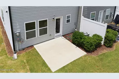404 Barrington Row Avenue, Zebulon, NC 27597 - Photo 36