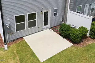 404 Barrington Row Ave, Zebulon, NC 27597 - Photo 36