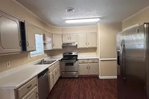 2377 Dublin Dr, Augusta, GA 30906 - Photo 10