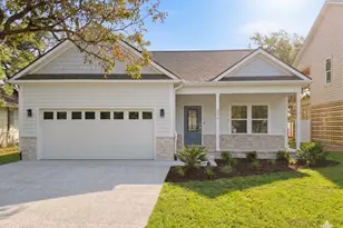 214 NE 38th St, Oak Island, NC 28465 - Photo 1