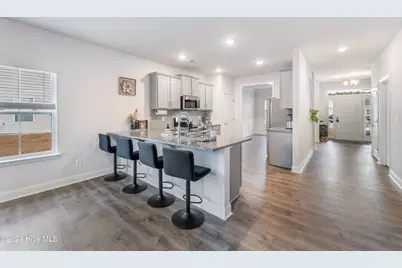 1003 Manhatten Court, Richlands, NC 28574 - Photo 6