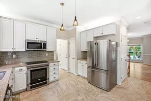 6006 Forest Creek Cir, Wilmington, NC 28403 - Photo 18