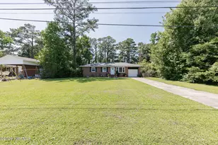 35 Victoria Rd, Jacksonville, NC 28546 - Photo 2