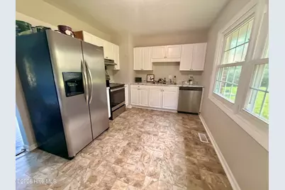 35 Victoria Road, Jacksonville, NC 28546 - Photo 8