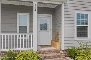 134 NW River Dr, Moyock, NC 27958 - Photo 2