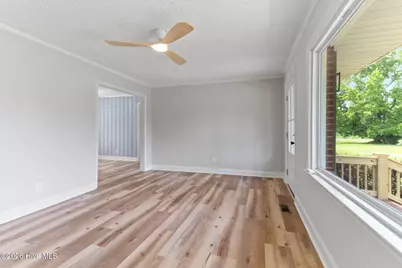 207 Sunset Avenue, Whiteville, NC 28472 - Photo 6