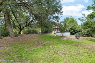 427 Lakeview Dr, Hampstead, NC 28443 - Photo 28