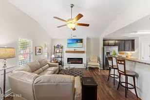 4255 Cherry Laurel Ln SE, Southport, NC 28461 - Photo 6