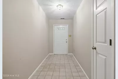 207 Forest Oaks Drive, New Bern, NC 28562 - Photo 8