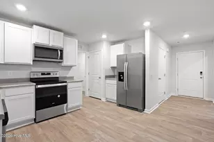 111 Cassidy Ln, Holly Ridge, NC 28445 - Photo 6