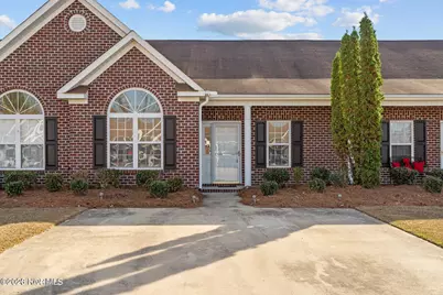 140 Oak Towne Drive #E2, Greenville, NC 27858 - Photo 1
