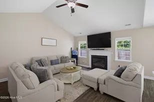 1117 Springdale Dr, Jacksonville, NC 28540 - Photo 4