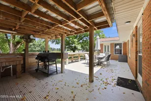 579 N Grimesland Bridge Rd, Washington, NC 27889 - Photo 8