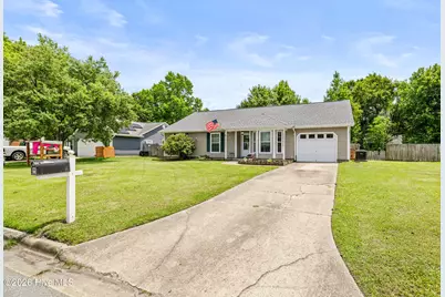132 Stonemark Court, Jacksonville, NC 28540 - Photo 4